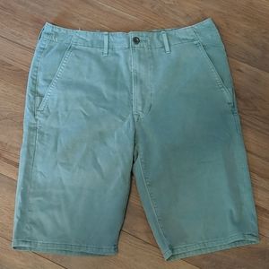 Levi's Green Shorts Men's 32